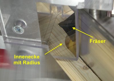 Großausklinker Werkzeug und Werkstück